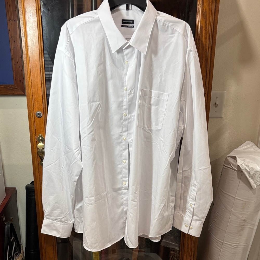 Van Heusen Wrinkle Free Men’s Dress Shirt